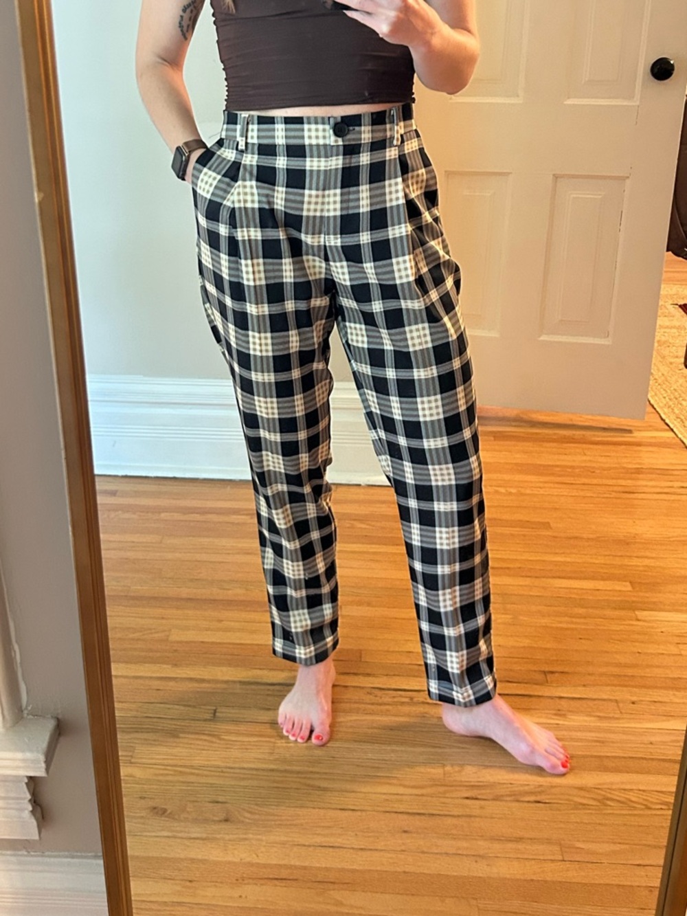 Vince Camuto navy plaid straight leg cropped pants